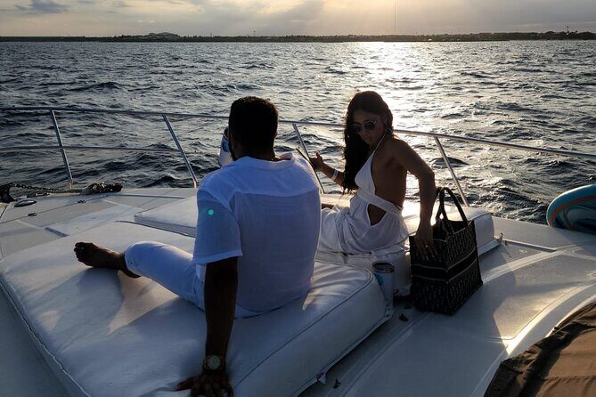 2 Hour Sunset - 47' Azimut, Tulum, Playa del Carmen, Riviera Maya - Meeting the “real boat” rules: what you must plan for
