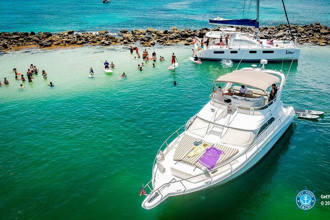3 Hour Xpu-Ha - 51' Sea Ray Tulum, Playa del Carmen, Riviera Maya - The Xpu-Ha stop: safety first, then play in the turquoise water