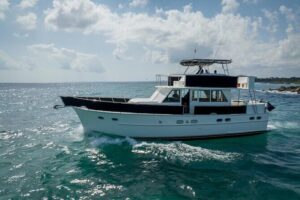 3 Hours - 53' Hatteras - Tulum, Playa Del Carmen, Riviera Maya - The 58-Foot Hatteras: Deck Space and Sound That Sets the Tone