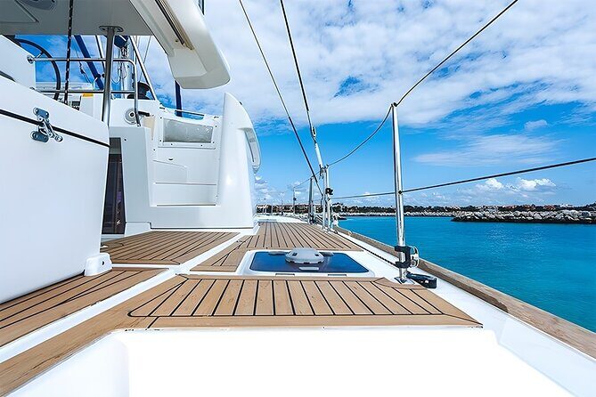 3 Hours Exclusive 45' Lagoon Catamaran Experience - Stop in Puerto Aventuras: Why That Location Works