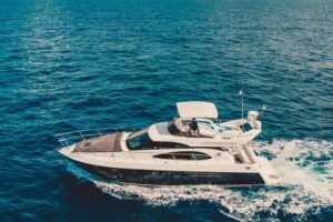 4 Hour 50' Azimut Yacht All-Inclusive in Tulum & Playa del Carmen - Price and what youâre really paying for