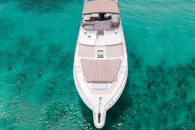 4 Hour - 51' Sea Ray, Tulum, Playa del Carmen, Riviera Maya - Price and value: how $1,499 per group can work (plus the $20 fee)