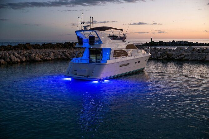 4 Hour - 60' Neptunus - Tulum, Playa del Carmen, Riviera Maya - Coastal cruise: the “in-between” time that makes the day feel longer