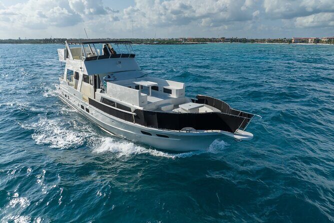 4 Hour - 72' Bruce Roberts, Tulum, Playa del Carmen, Riviera Maya - Timing and weather: the short-window reality