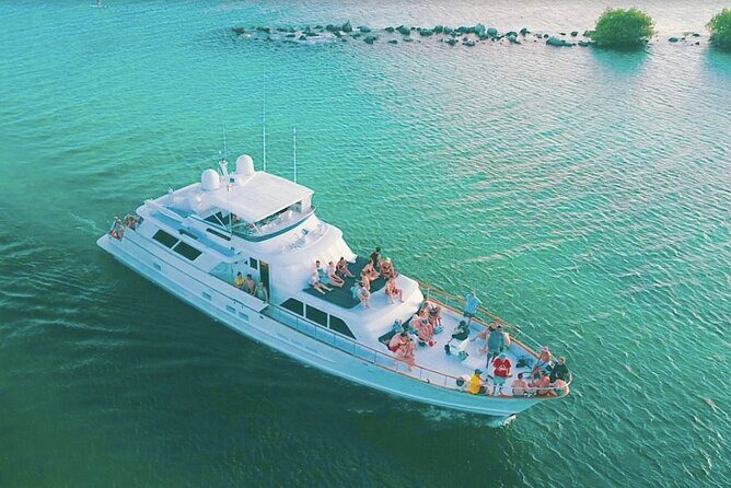 4 Hour - 80' Burger, Tulum, Playa del Carmen, Riviera Maya - Entering The Day: Boarding at Puerto Aventuras on an 80-Foot Yacht