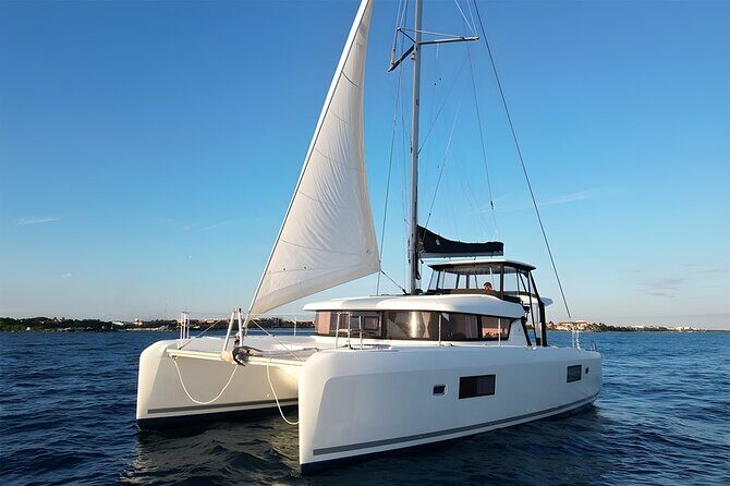 4 Hour Catamaran Experience in a Private 42' Lagoon - What You Get Aboard: Open Bar, Snacks, Towels, and Actually Useful Gear