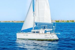 4 Hours Exclusive 45' Lagoon Catamaran Experience - Price and Logistics: What $2,000 Means Per Person
