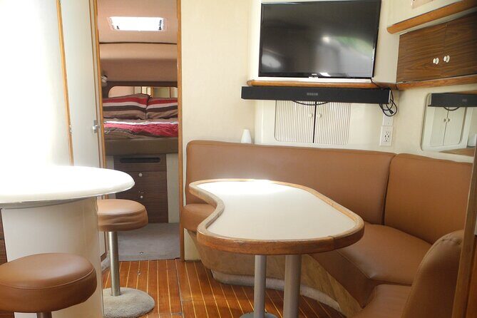 4 hours - Private 48ft Yacht all inclusive in Tulum and Playa del Carmen - Price and value for a group up to 14