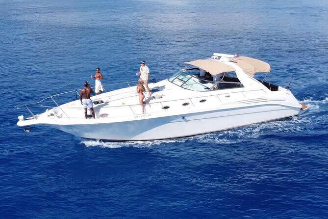 4 hours - Private 48ft Yacht all inclusive in Tulum and Playa del Carmen - Weather and wind: the honest part of booking a sea day