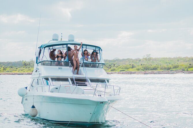 4 hours snorkel & beach tour - Private Yacht 47 ft - Price and value: what $1,299 really turns into