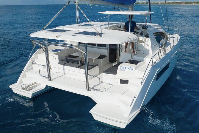 4H Lux 40' Catamaran All-Inclusive in Tulum and Playa del Carmen. - Who this charter is perfect for (and when it’s not)