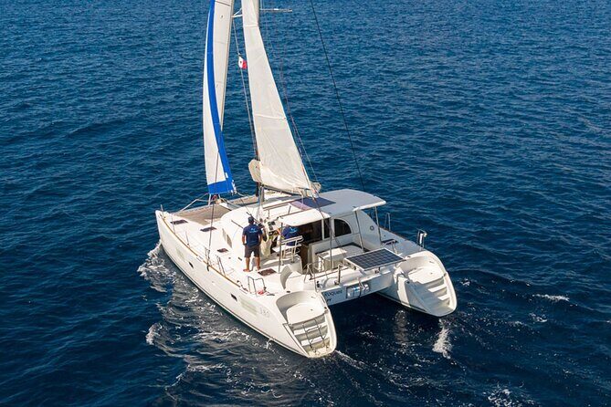 4H Private 38'Catamaran All-Inclusive in Tulum & Playa del Carmen - Crew energy and what “private” really means here