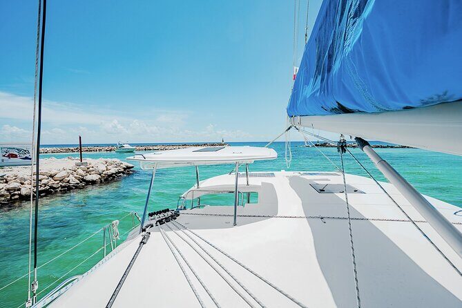 5-Hour 38'Luxury Catamaran All-Inclusive Tulum & Playa del Carmen - Stop 2: La Bocana Shallow Swimming With Music On the Water
