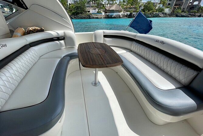 5H Private Lux 40' Yacht All Inclusive - Tulum & Playa del Carmen - Food and drinks: the onboard meal you’ll remember