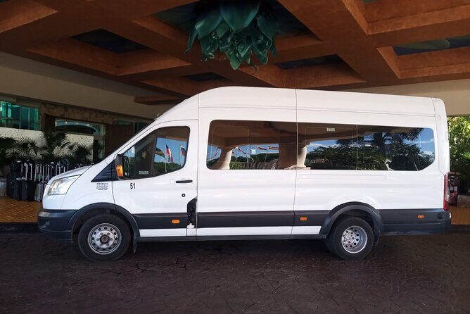 Airport Shuttle to Playa del Carmen - What the Private Ride Feels Like: Comfort, Timing, and A/C Reality