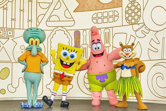 Aqua Nick - Water park Riviera Maya - Character time at Nickelodeon: SpongeBob and PAW Patrol moments
