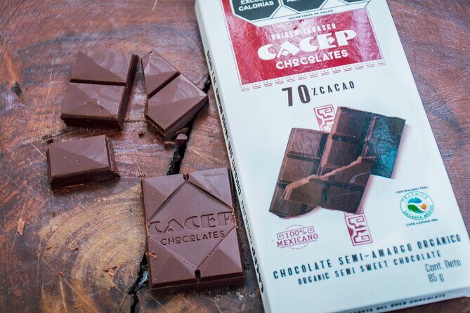 Artisanal Mezcal and Fine Chocolate Tasting - Snack Pairings That Keep It Interesting: Citrus, Peanuts, and Grasshoppers