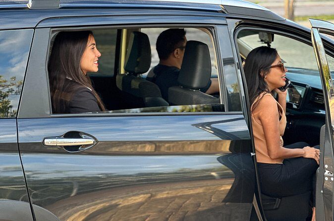 Cancun Airport: Private transportation SUV and VAN - The best part: communication that prevents the dreaded wait