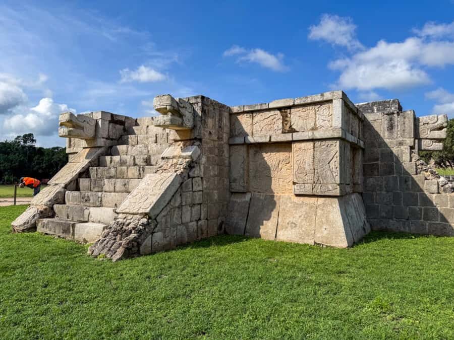 Cancun: Chichen Itza Early Access All-Inclusive Tour - The Guided Walk: El Castillo, Great Ball Court, Temple of the Warriors