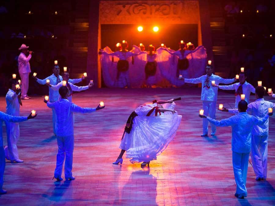 Check out the Night Show at Xcaret Park - Xcaret at 4:00 p.m.: how to build the perfect night