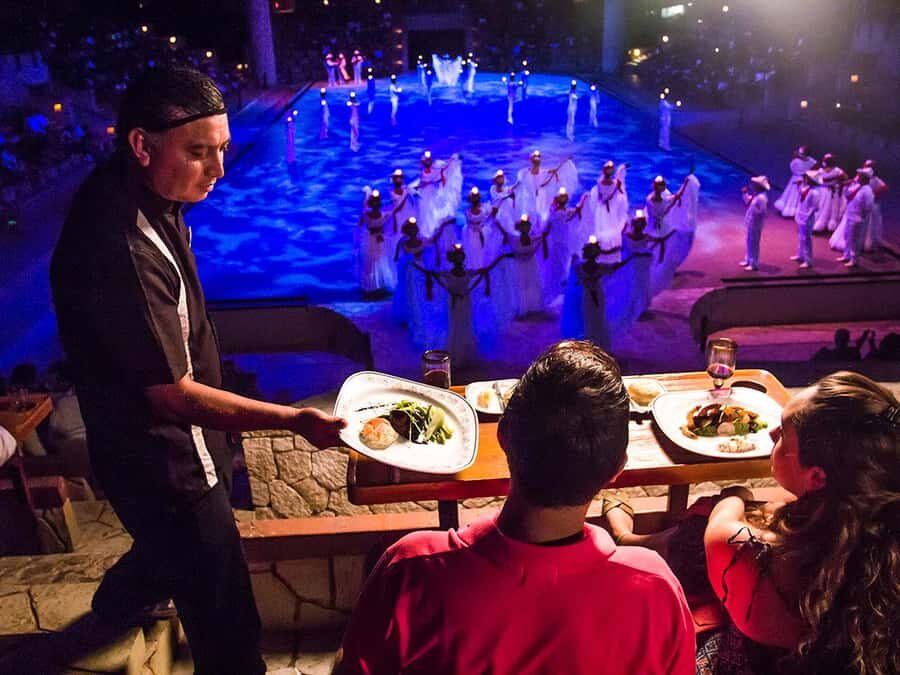 Check out the Night Show at Xcaret Park - Animal exhibits before the show: fit them in without rushing