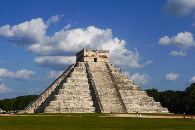 Chichen Itzá, Cenote Ik Kil, Valladolid Premium Small Group - Key takeaways before you go