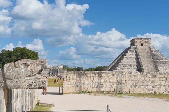 Chichen Itza Day Trip from Tulum Including Cenote and Lunch - Stop 2 Lunch by the Cenote: Buffet, Drinks, and Shopping Timing