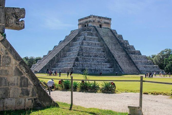 Chichen Itza, Ek Balam, and Hubiku Cenote- Small Group - Stop 1: Chichén Itzá and the smart ticket-office shortcut