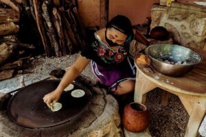 Chichen Itza Gastronomic, Valladolid and Cenote Extremo - Comedor Kaua: Gastronomic Demonstration Plus a Real Lunch Window
