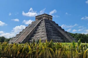Chichen Itza Private Tour VIP - Cenote San Lorenzo Oxman: rope swing or stairs, both count as a reset