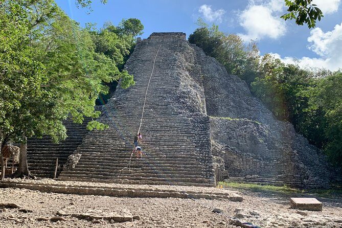 Coba Ruins and Punta Laguna Monkey Reserve Day Tour from Tulum - Lunch and artisan stops: refuel without killing the momentum