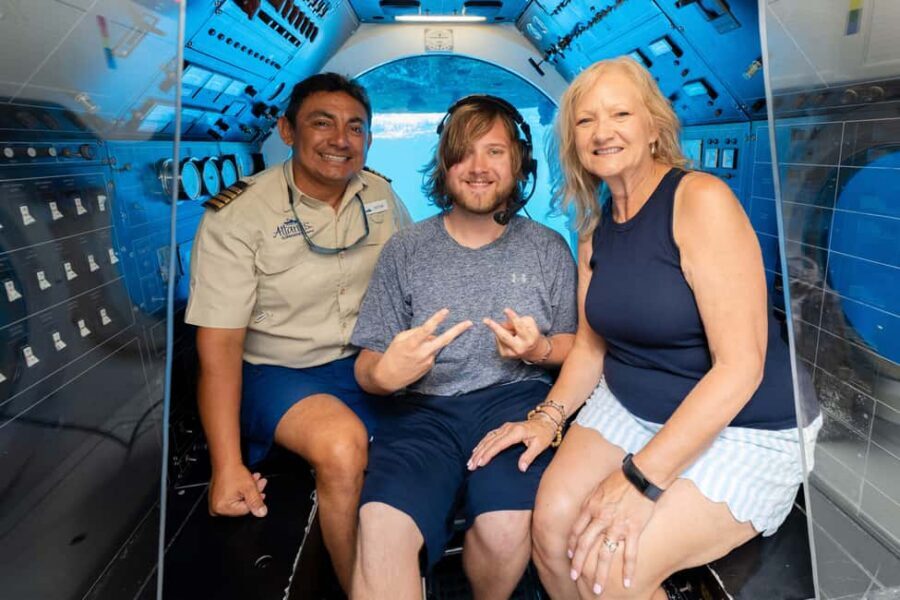 Cozumel: Atlantis Submarine Adventure - How to make the underwater views look better on your camera