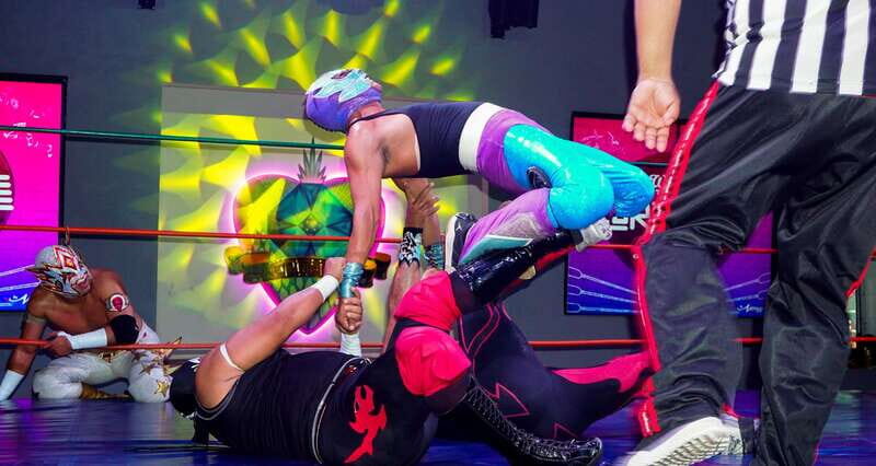 Cozumel: Mexican Lucha Libre Experience! Classic Package - Audience participation: when you’re close enough to feel it