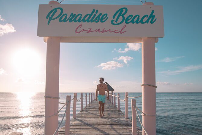 Cozumel: Paradise Beach Club All-Inclusive Day Pass - Redeeming your mobile ticket and getting wristbands