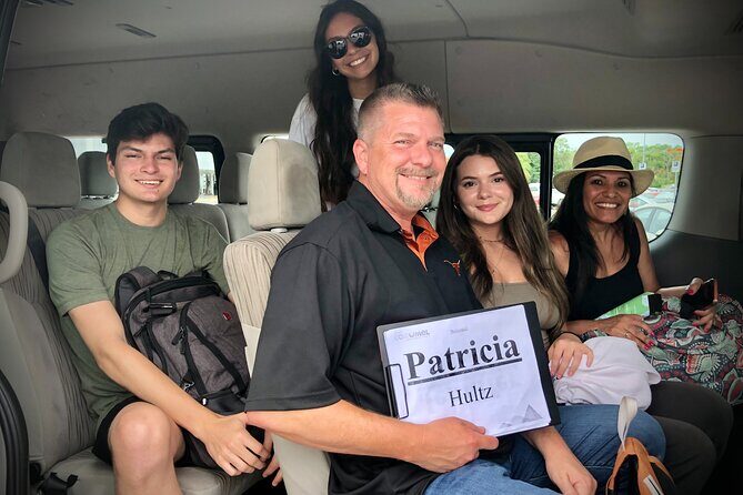 Cozumel Private Airport Transfer - Vehicle comfort and family-friendly extras