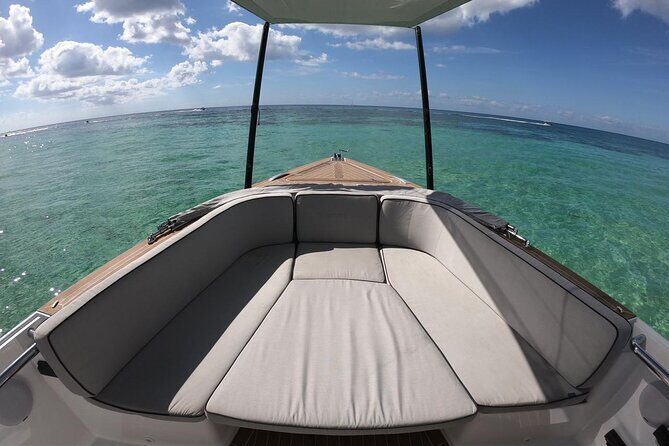 Deluxe Private Boats - 36 ft Fjord - Stop 1: Checking In at Deluxe Private Boats (and Getting to the Right Start)