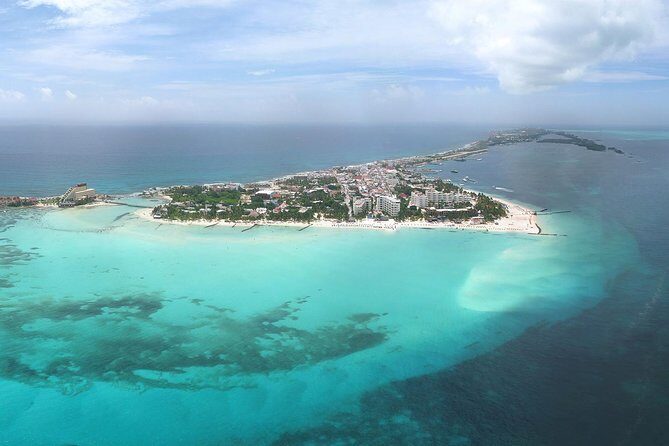 Exclusive Sailing Isla Mujeres. Top tour! - Isla Mujeres in 3 hours: private beach club and getting around