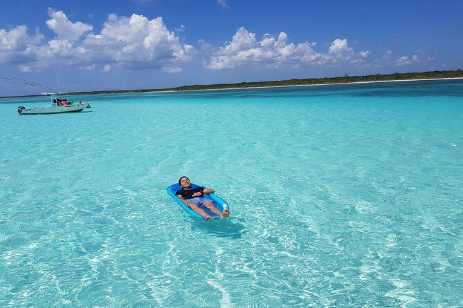 "First Lady" Private Snorkel & El Cielo Sandbar Combo - Fishing on this combo: included in the plan, not guaranteed daily