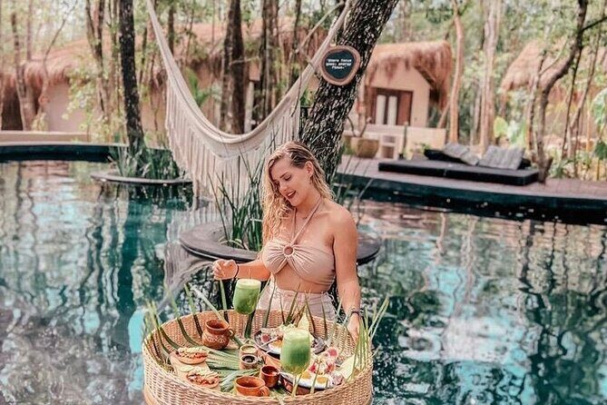 Floating breakfast in The Yellow Nest (near Dos Ojos cenote) - Floating breakfast near Dos Ojos: what this day pass feels like
