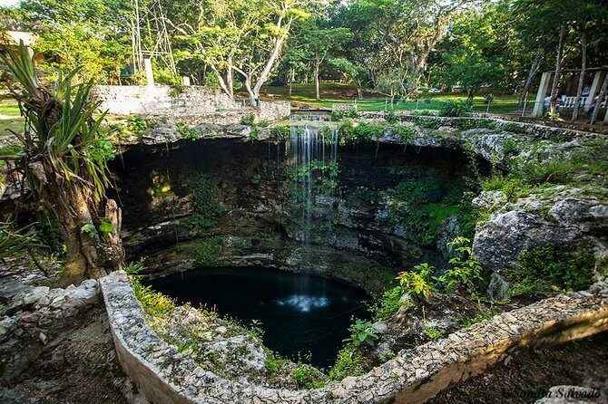 Full day Chichén Itzá Tour from Cancún and Riviera Maya - Language and Guide Style: English Isn’t Guaranteed