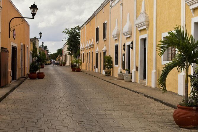 Full-day Tour of Chichen Itza, Cenote & Valladolid City - Valladolid in 25 Minutes: Main Plaza and San Gervasio Cathedral