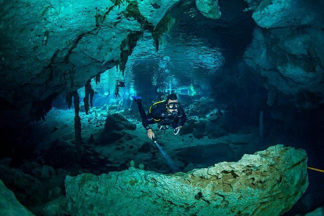 Go for 2 dives in cenote Dos ojos for certified divers - Who this is for (and who should skip it)