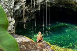 Half-Day Tour to Tulum and 2 Cenotes from Tulum - Stop 1: The Tulum Archaeological Site (2 hours on the cliffside)