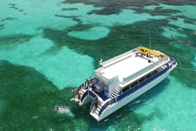 Isla Mujeres Catamaran Unlimited! Transportation from Playa del Carmen - Isla Mujeres beach club time: loungers, facilities, and real free wandering