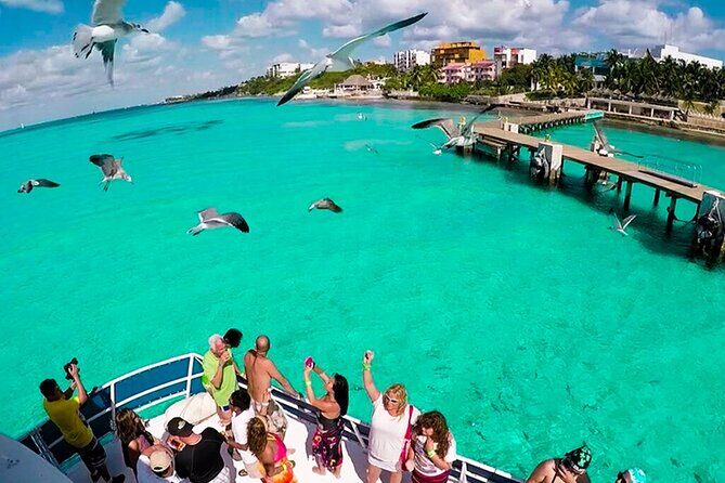 Isla Mujeres Catamaran Unlimited! Transportation from Playa del Carmen - Practical packing and timing tips for a 9-hour day