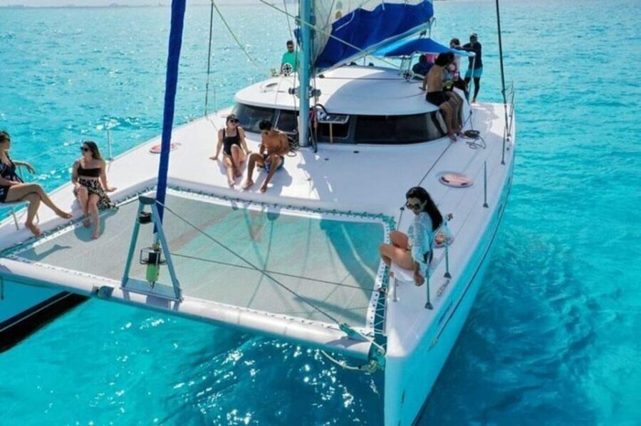 Isla Mujeres Plus Experience Catamaran Tour + Snorkel+Lunch - Isla Mujeres Free Time: Playa Norte and Town, With Realistic Time Limits