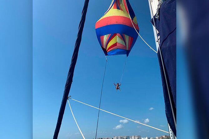 Isla Mujeres Sailing Adventure from Riviera Maya - Isla Mujeres free time: downtown browsing plus Playa Norte time