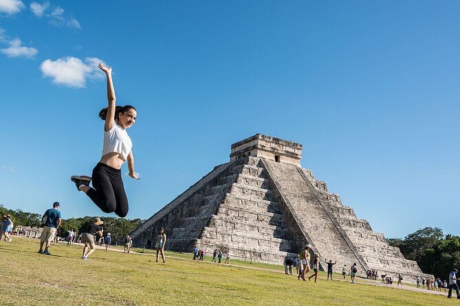 Luxury Tour to Chichen Itza and 2 Cenote - From Tulum - Getting to the Day Trip Machine: Pickup and How the Group Moves