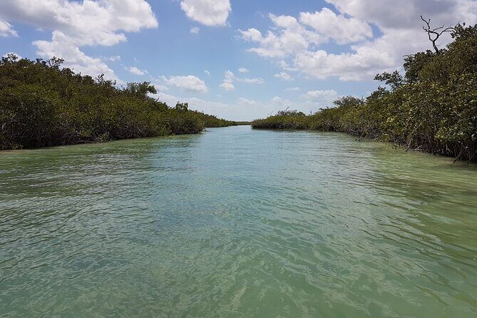 Magic Sian ka'an Deluxe two boats - Price and Value for an 8 to 9 Hour Boat Adventure