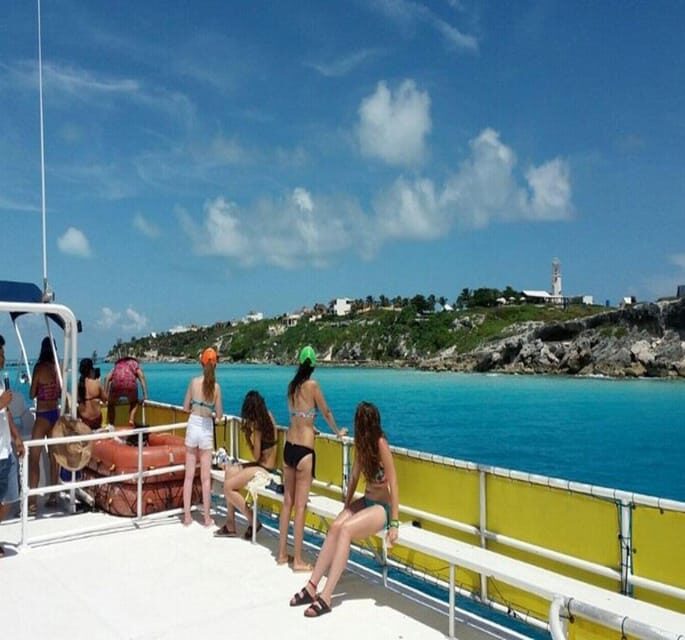 PDC: Isla Mujeres Catamaran Tour with Snorkeling - First Water Stop: Snorkeling Over Punta Sam–El Meco